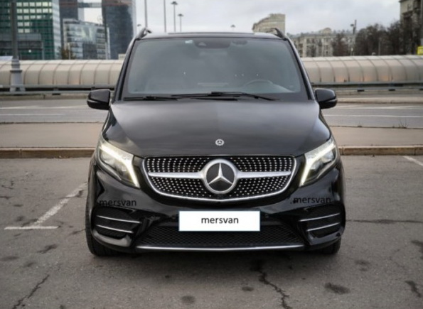 Аренда минивэна Mercedes с водителем в Москве